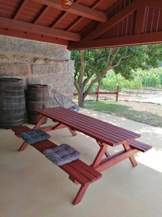 Quinta Pousada De Fora Wines & Tourism Guimarães Buitenkant foto