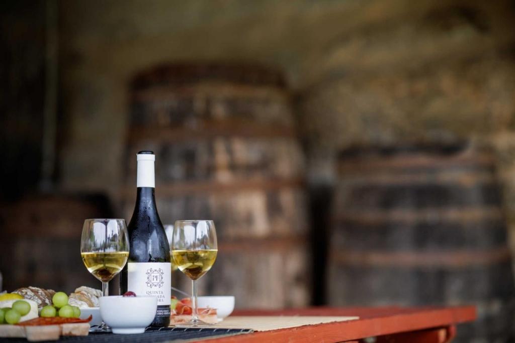 Quinta Pousada De Fora Wines & Tourism Guimarães Buitenkant foto